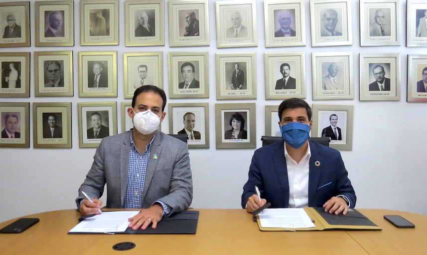 Cámara TIC y Cámara Santiago firman acuerdo de colaboración interinstitucional