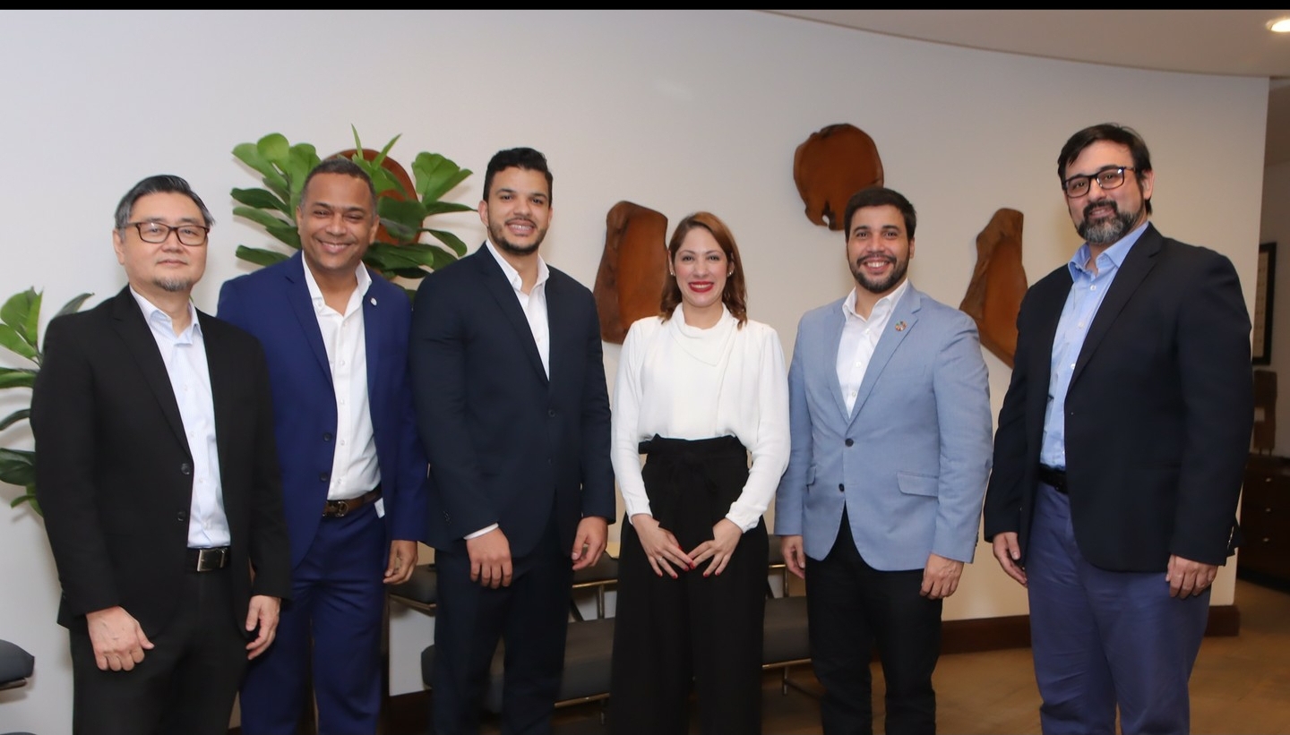 Cóctel de bienvenida 2022 Adofintech