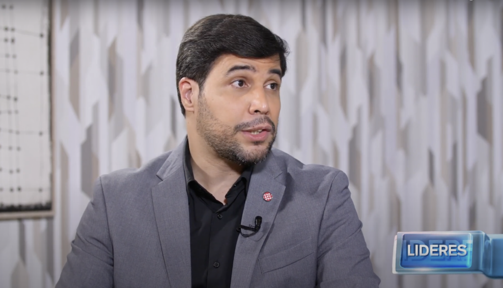 Entrevista en Líderes TV