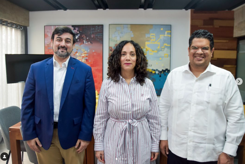 Satisfactorio conversatorio respecto de los procesos tecnológicos y jurídicos JCE